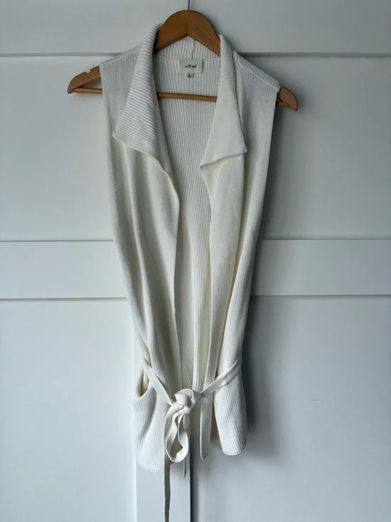 Aritzia • Wilfred Mandouzil Vest • Size M - Picture 3 of 7